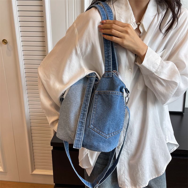 Fashionable Casual Large Capacity Denim Hand Shoulder Bag