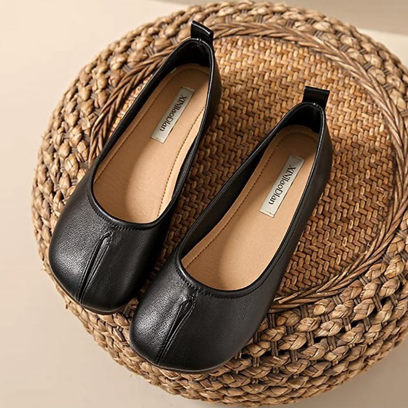 Retro Soft Sole Slip-On Ladies Leather Shoes
