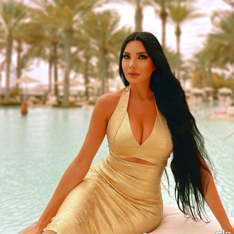 V Neck Halter Gold Bandage Two Piece Skirt Set