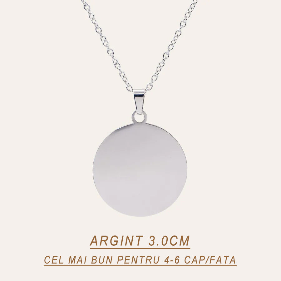 FAMILY NECKLACE EMBLEM
