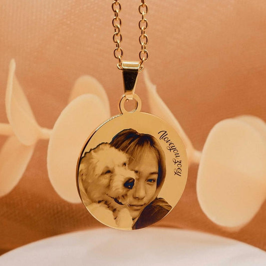 FUR BABY NECKLACE EMBLEM