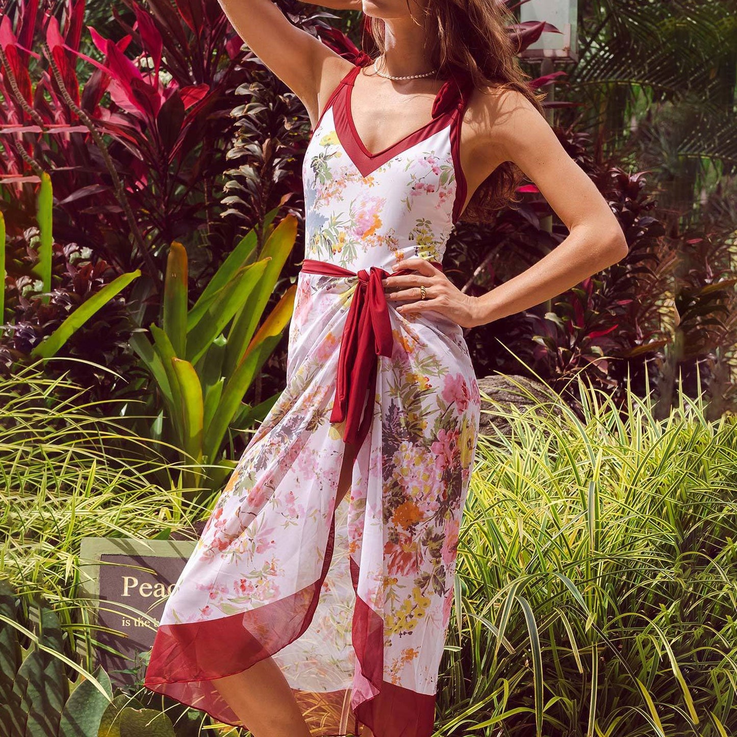 Print One Piece Swimsuit and Splicing Sarong